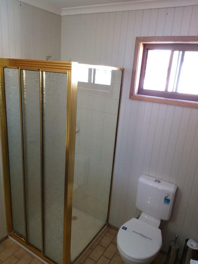 Country Mile Motor Inn Forbes Extérieur photo